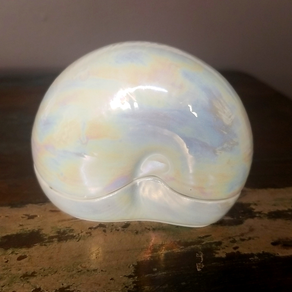 Vintage Lenox 1989 'Nautilus' Fine Porcelain Shell Trinket Box